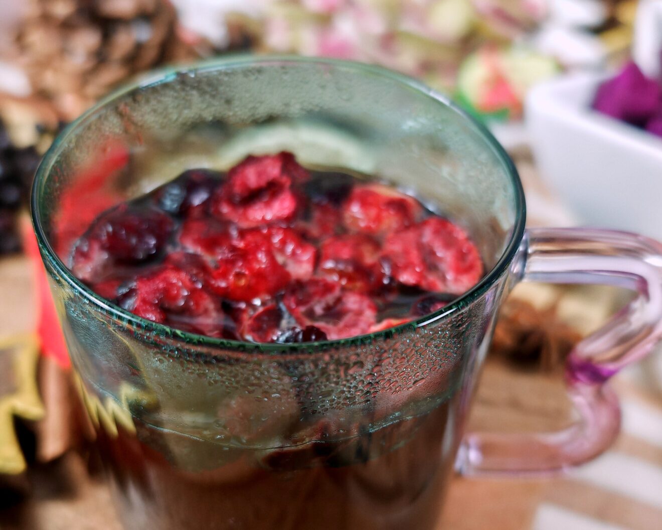 Immune Boosting Tea for Autumn, freeze-dried cranberry, freeze-dried black currant